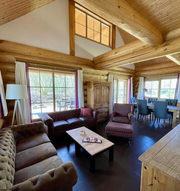 Unieke Houten Villa Met Sauna In Twente - 5P Den Ham Luaran gambar